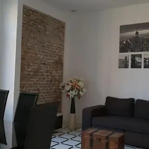 Postigo Maestranza Apartamento - Kainga Homes Appartement